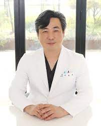 이원종 대표원장님께서 대한폐경학회(Korean Society of Menopause) 부회장으로 선임되었습니다.